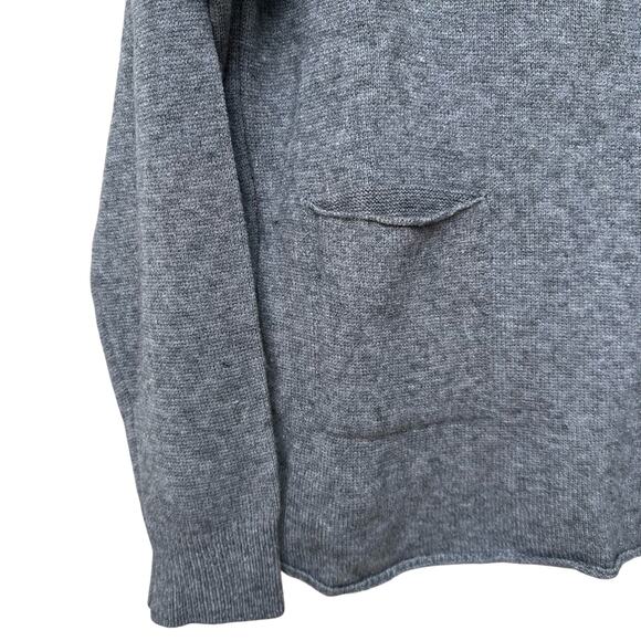 Made in Italy Gray Crewneck Long Sleeve Sweater Medium - Picture 4 of 6